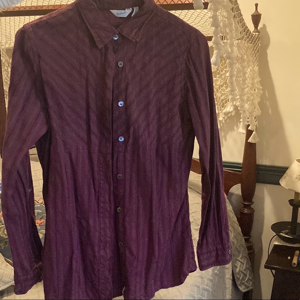Woolrich- size XS ladies button down long sleeve shirt
